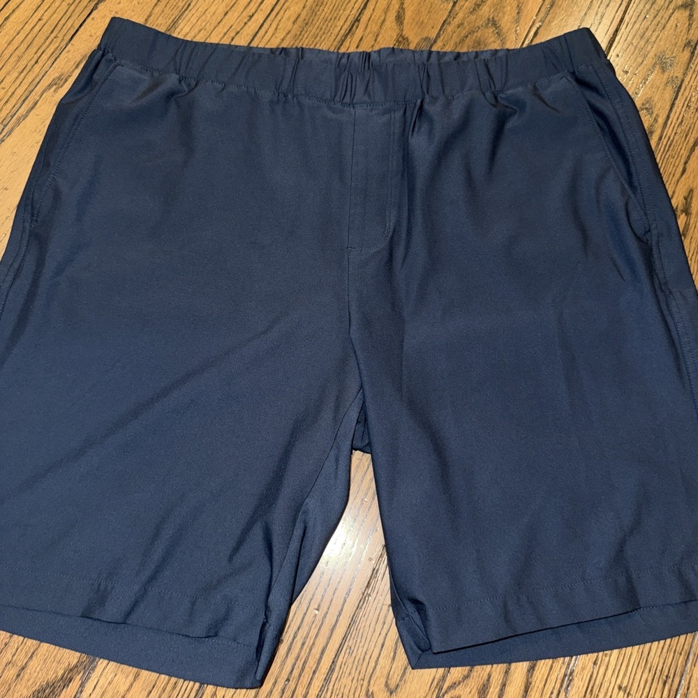 Greg Norman Men's Navy Pull On Elastic Waist Golf Shorts 9" Large Drawstring